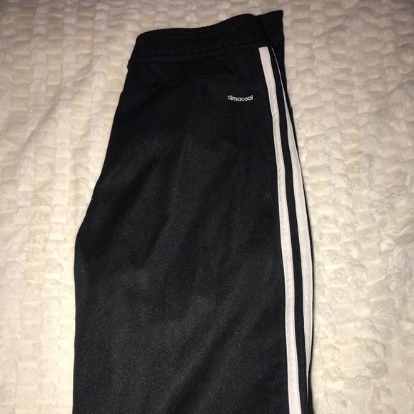 Black adidas joggers - Picture 2 of 2